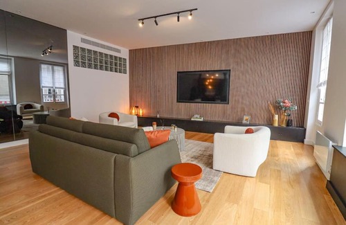 Marais Apartment | AmazingApartment # Le Marais# Rue Des Archives# AC