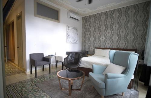 Casco Viejo Apartment | AmazINN Places Rooftop and Jacuzzi IV