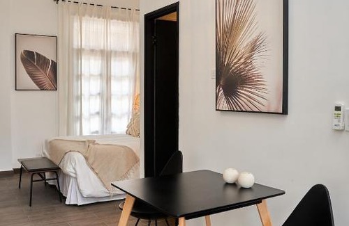 Casco Viejo Apartment | AmazINN Places Rooftop and Design Pool III