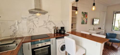 Rouen City Centre Apartment | Amazonia Rouen Centre by MyFrenchPAT