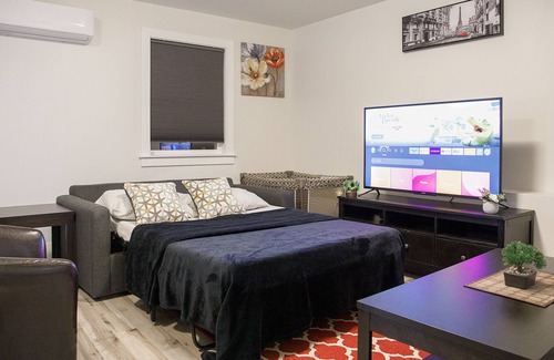 Halifax Apartment | Amba Exquisite-Comfy & Private Suite in Halifax
