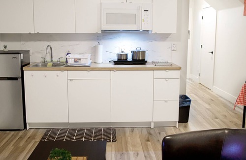 Halifax Apartment | Amba Exquisite-Comfy & Private Suite in Halifax