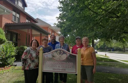 Stratford Bed & Breakfast | Ambassador B&B Guest Home
