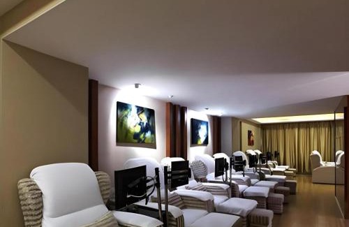 Luohu Hotel | Ambassador Hotel