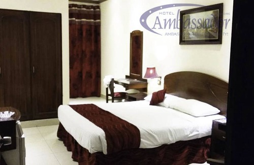 Lahore Hotel | Ambassador Hotel