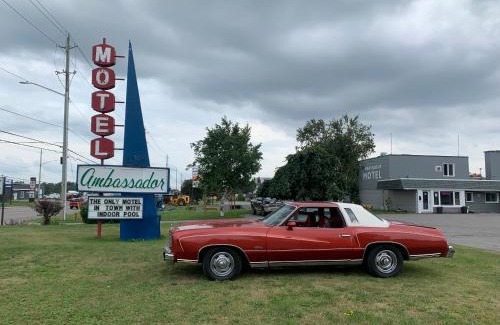 Algoma District Hotel | Ambassador Motel