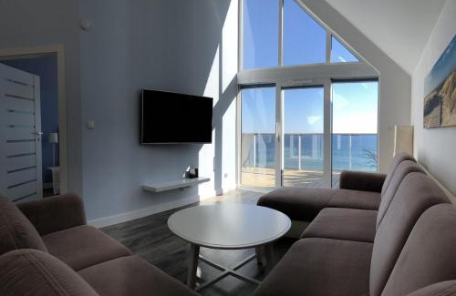 Mechelinki Apartment | Amber Cliff