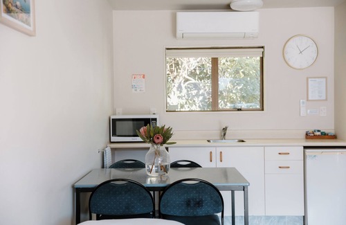 Tahunanui Hotel | Amber Court Motel Nelson