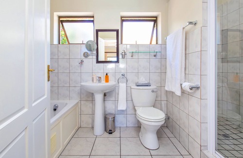 Hunter's Home House | Amber Guest Lodge