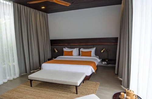 Traeuy Kaoh Hotel | Amber Kampot