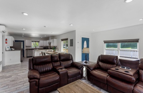 The Dalles House | Amber Nook! Always clean, and build to be comfortable!