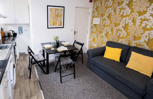 Moseley Apartment | Amber Suite Moseley Birmingham STAE-Homes