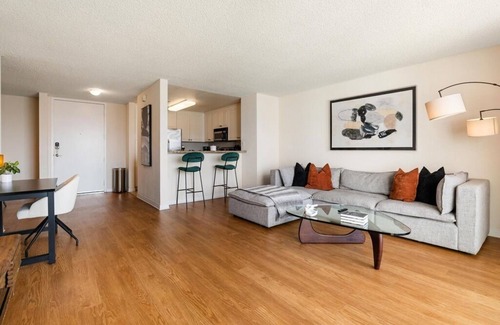 Marina del Rey Apartment | Amber Tide - Bright 1BR Marina Gem Ocean View
