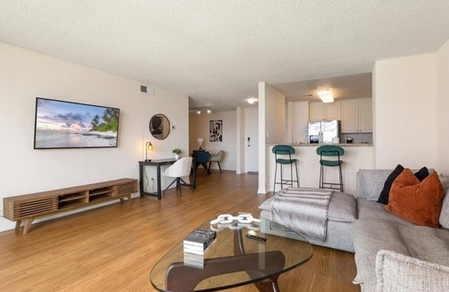 Marina del Rey Apartment | Amber Tide - Bright 1BR Marina Gem Ocean View
