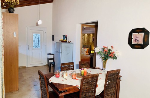 Parelia Villa | Amber Villa is 15 from the Corfu Golf Club/incredible panoramic view