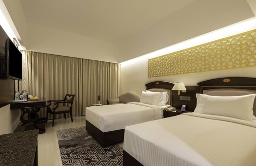 Vadapalani Hotel | Ambica Empire