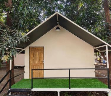 Gandevi Resort | Ambik Riverside Camp And Resort