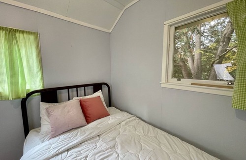 Bobcaygeon Cottage | Ambleside: 2-Bedroom Cottage #5