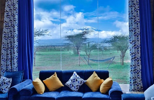Oloitoktok Other | Amboseli Glass house