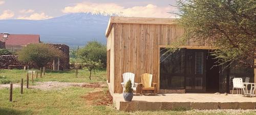Oloitoktok House | Amboseli Glass house