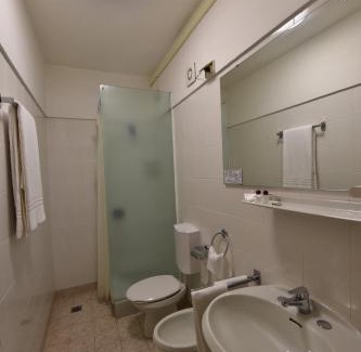 Iseo Hotel | AMBRA HOTEL - The only central lakeside hotel in Iseo