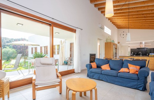 Marina Manresa Villa | Amedart - Three Bedroom Villa, Sleeps 6