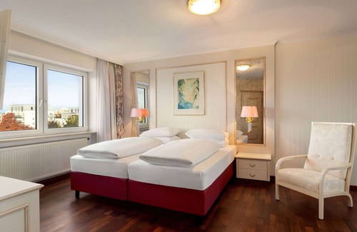 Weiden in der Oberpfalz Hotel | Amedia Weiden, Trademark Collection by Wyndham