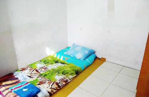 Medan House | Amelia 4 Guest House Female