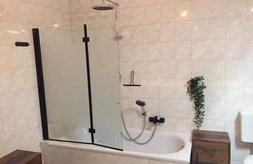 Sudstadt Apartment | Amelia Ferienwohnung