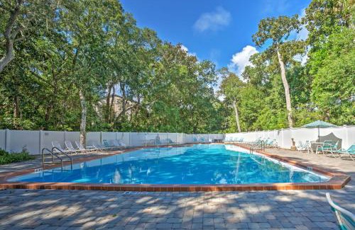 Fernandina Beach Apartment | Amelia Island Condo with Pool and Beach Access!