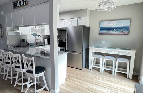 Fernandina Beach House | Amelia Island Extended Vacation Rental 1 Block from the Beach!
