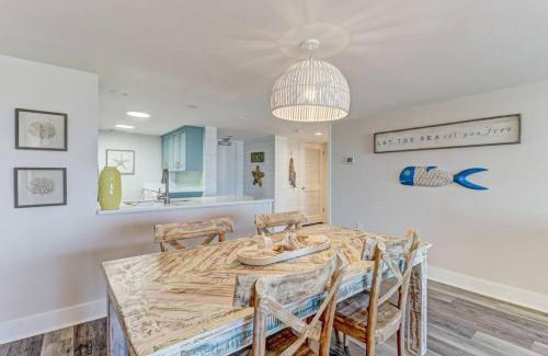 Amelia City House | Amelia Surf and Racquet Club Condo - Oceanfront - Pools - Tennis Courts - Sleeps 4