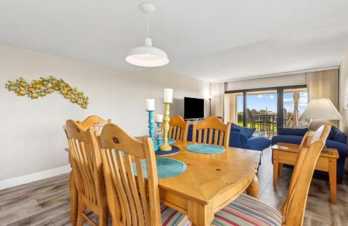 Amelia City House | Amelia Surf and Racquet Club Condo - Ocean View - 1st Floor - Pools - Tennis Courts - Sleeps 8