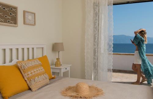 Arkitsa Apartment | Amelia Villa Collection