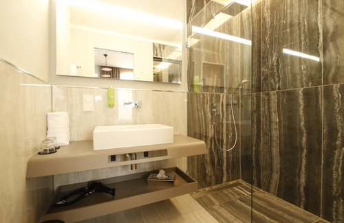Landau in der Pfalz Hotel | Amelie N°1 Hotel & Appartements
