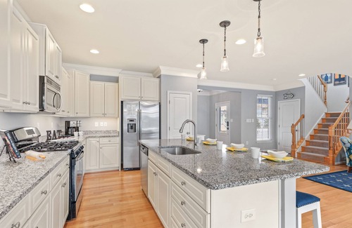 Long Neck House | Amenity filled rental with an amazing view within the five star Peninsula resort