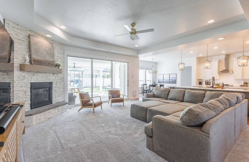 Meridian House | Amenity Packed Modern Estate