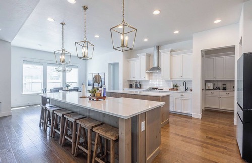 Meridian House | Amenity Packed Modern Estate