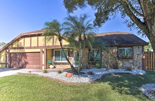 Weston House | Amenity-Packed Sunrise Home w/ Outdoor Pool!