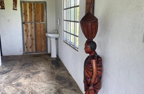 Mara Cabin | AMENITY TOURS & CAMPING - SERENGETI