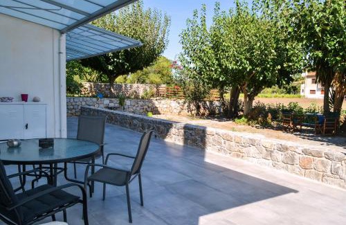 Leonidio House | Amera - Troumpas Family Apartments