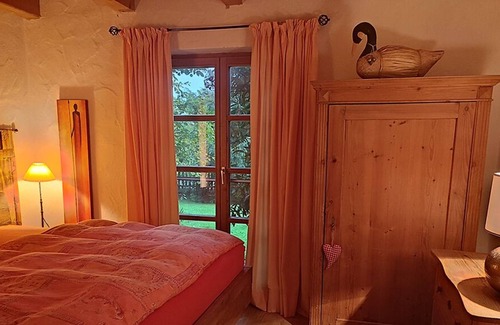 Amerang Apartment | Amerang Chiemsee-Refugium stylish vacation apartment. Ground floor 2,000 sqm garden