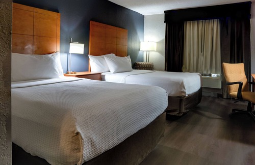 Ferndale Hotel | American Inn and Suites Ferndale