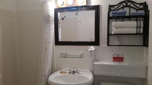 Canon City Hotel | American Inn Motel Canon City