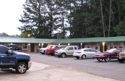 Many Hotel | American Inn Motel