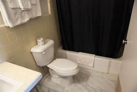 Dermott Hotel | American Inn
