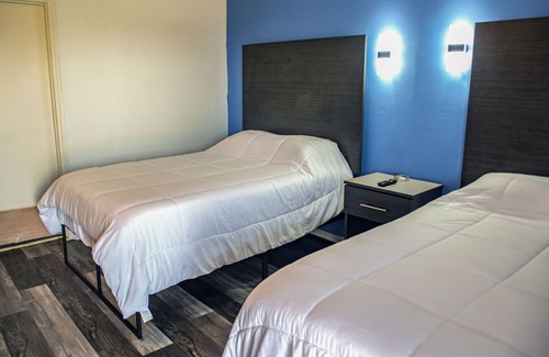 Dermott Hotel | American Inn
