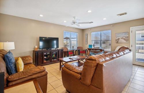 Jamaica Beach House | American Pride