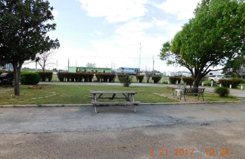 Munday Hotel | American Star Inn