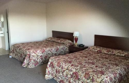 Sierra Blanca Hotel | Americana Inn